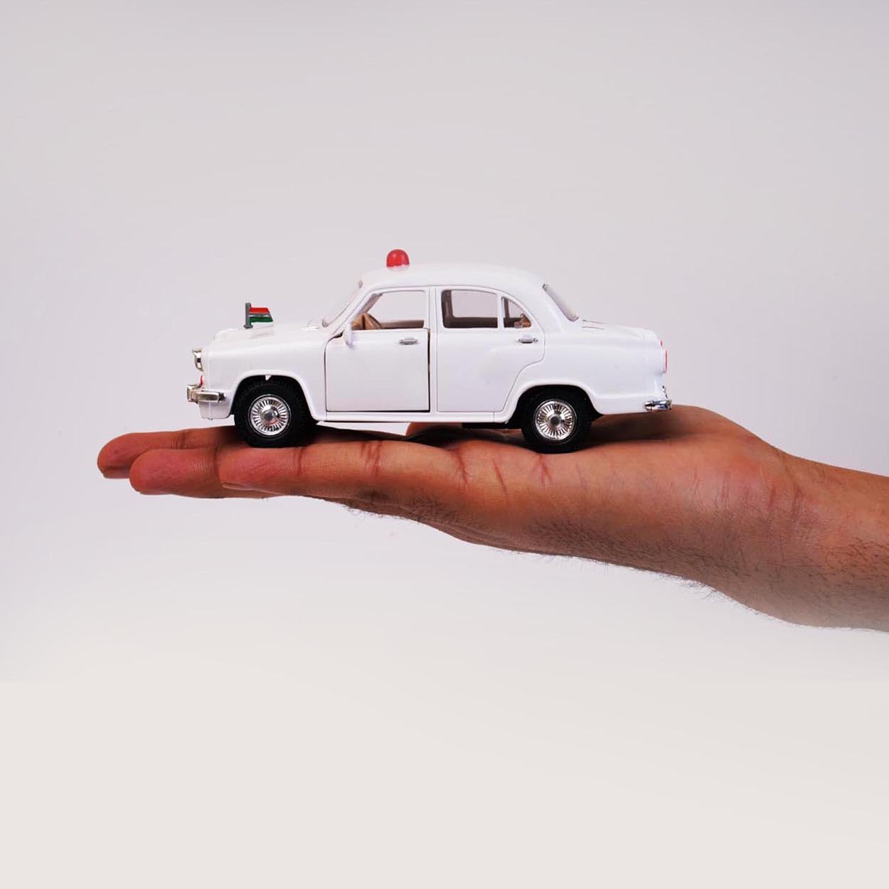 Centy Toys Plastic Vip Ambassador Toy Car, White, Kid